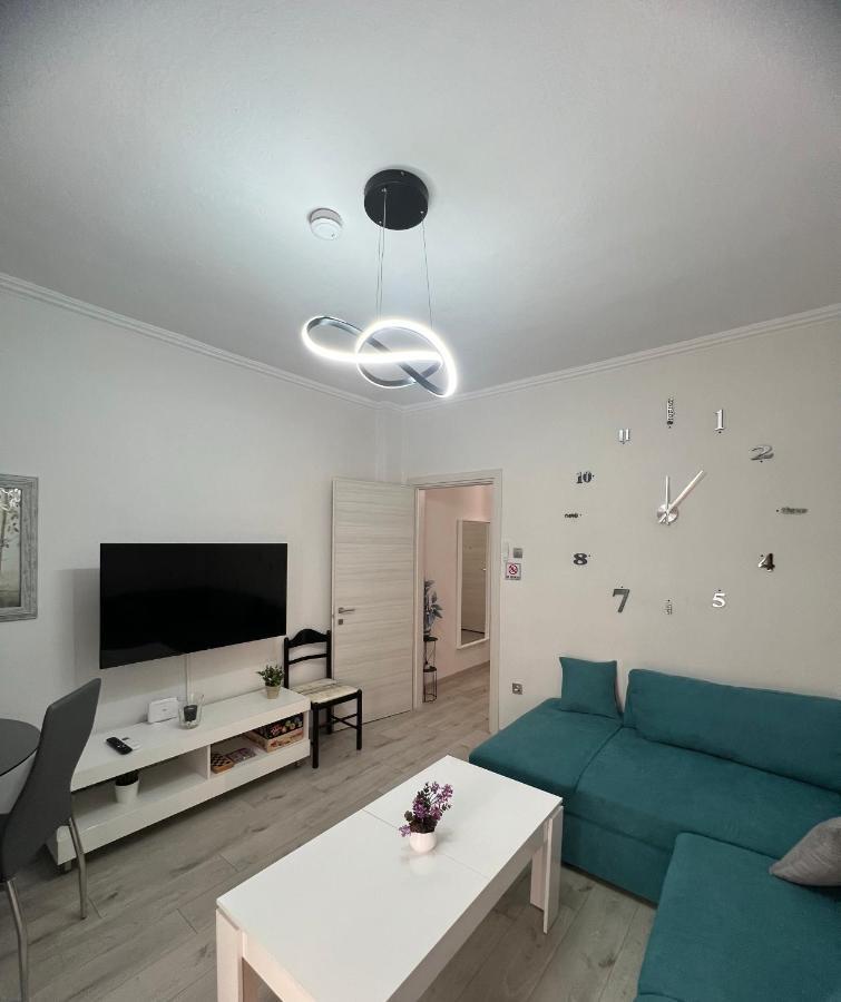 Serres City Center Modern Apartment מראה חיצוני תמונה